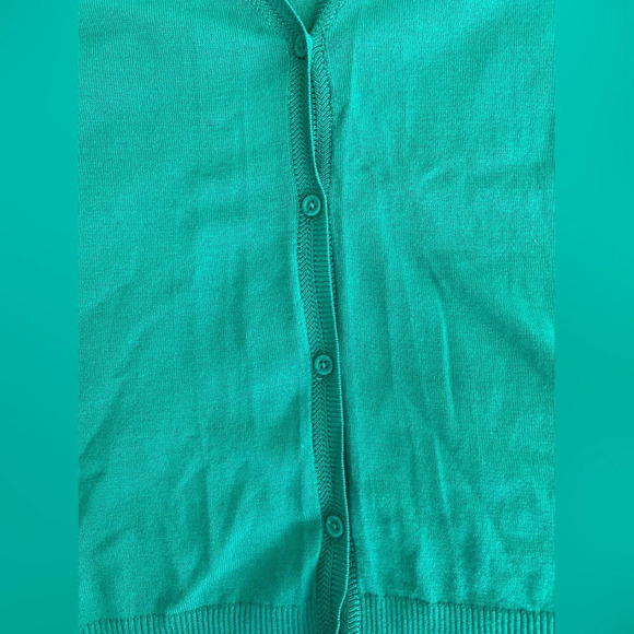 Maurice’s Kelly Green V-Neck 3/4 Sleeve Button Up Cardigan Size XS - Picture 5 of 11